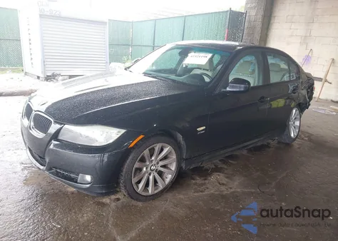 2011 BMW 328I xDrive z USA, uszkodzony, nr VIN WBAPK7G57BNN78098